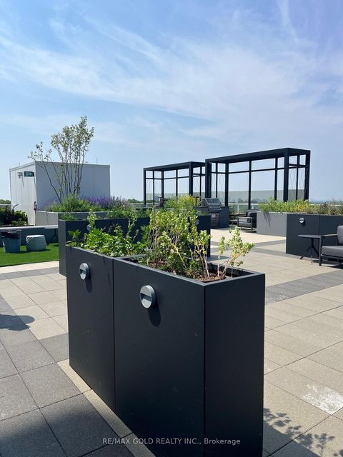 Photo 39 at 216 - 2020 Bathurst Street, Cedarvale, Toronto