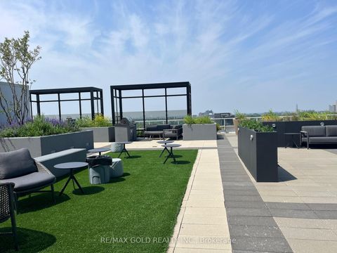 Photo 40 at 216 - 2020 Bathurst Street, Cedarvale, Toronto