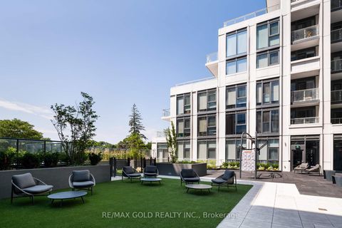 Photo 42 at 216 - 2020 Bathurst Street, Cedarvale, Toronto