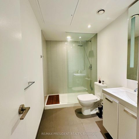 Photo 6 at 703 - 38 Stewart Street, Waterfront Communities C1, Toronto