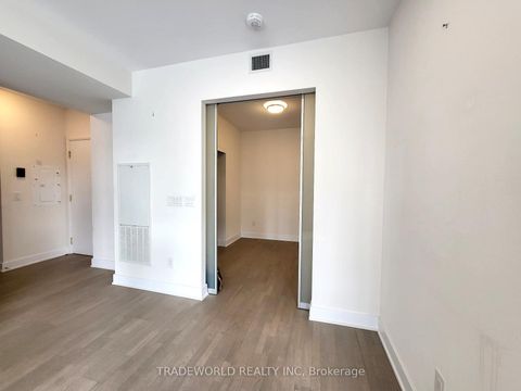 Photo 13 at 902 - 88 Cumberland Street, Annex, Toronto