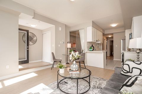 Photo 6 at 11 - 235 McLevin Avenue, Malvern, Toronto