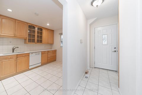 Photo 5 at 6 Sandy Haven Drive, Steeles, Toronto
