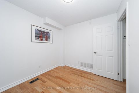 Photo 9 at 6 Sandy Haven Drive, Steeles, Toronto
