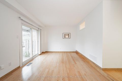 Photo 12 at 6 Sandy Haven Drive, Steeles, Toronto