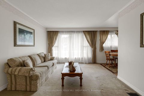 Photo 4 at 208 Garson Street, Painswick North, Barrie