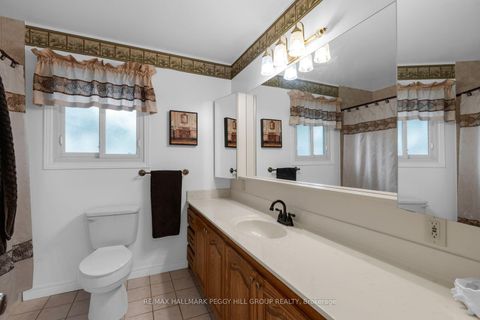 Photo 9 at 208 Garson Street, Painswick North, Barrie