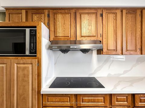Photo 11 at 117 Ambercroft Boulevard, Steeles, Toronto