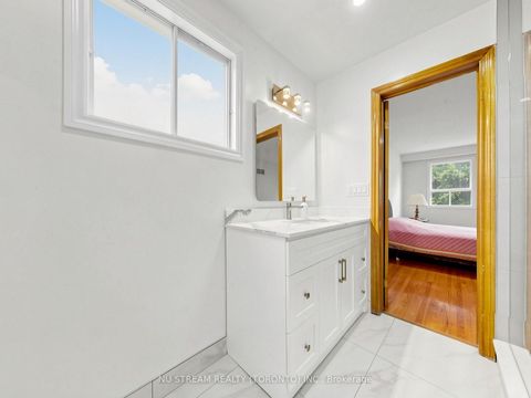 Photo 23 at 117 Ambercroft Boulevard, Steeles, Toronto