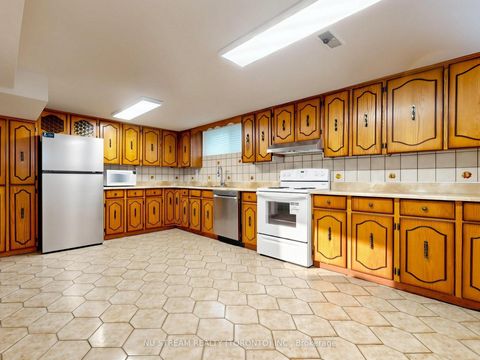 Photo 34 at 117 Ambercroft Boulevard, Steeles, Toronto