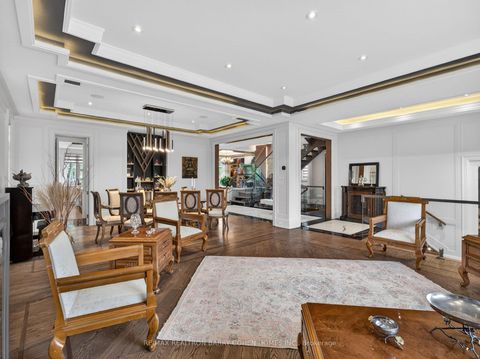 Photo 4 at 205 Northwood Drive, Newtonbrook East, Toronto