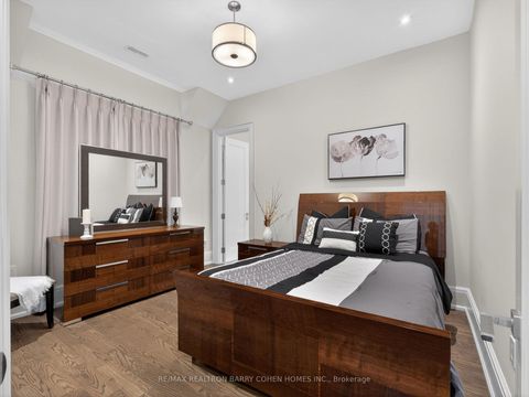 Photo 30 at 205 Northwood Drive, Newtonbrook East, Toronto