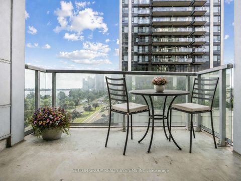 Photo 14 at 808 - 1910 Lake Shore Boulevard W, South Parkdale, Toronto