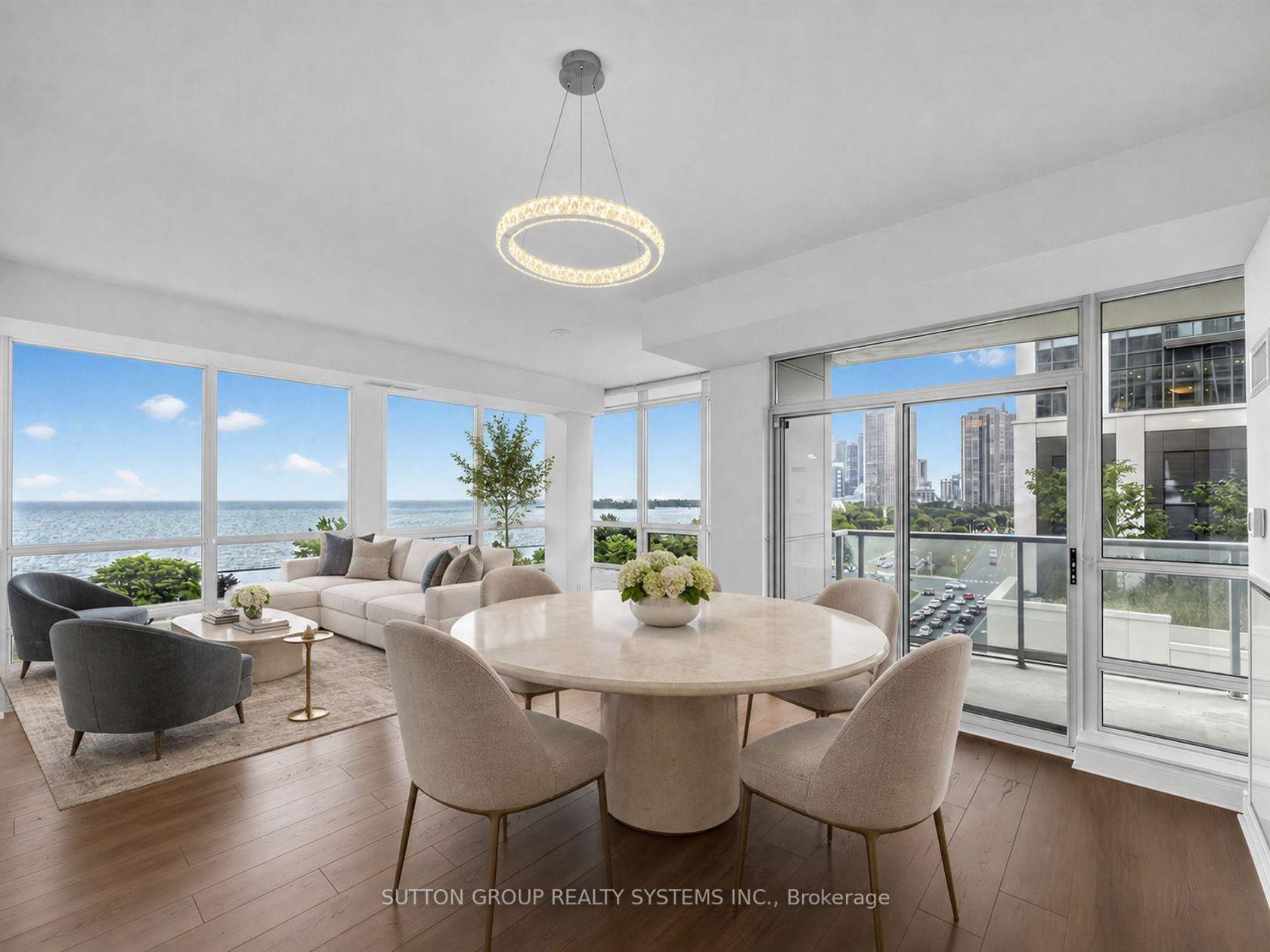 808 - 1910 Lake Shore Boulevard W, South Parkdale, Toronto 