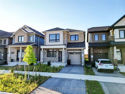 Photo 1 at 163 Fenchurch Manor, Rural Barrie Southeast, Barrie