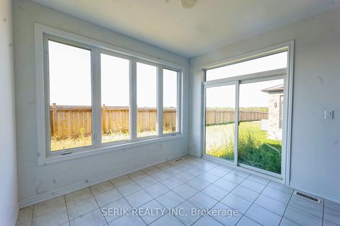 Photo 16 at 163 Fenchurch Manor, Rural Barrie Southeast, Barrie