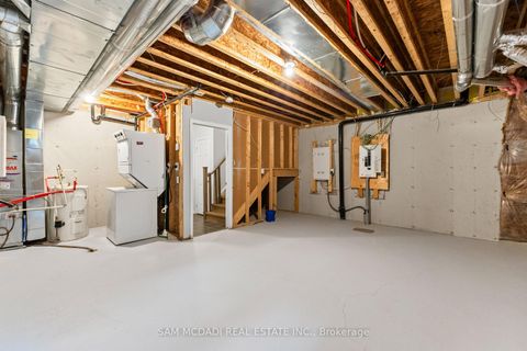 Photo 29 at 46 - 26 Applewood Lane, Etobicoke West Mall, Toronto