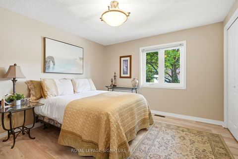 Photo 11 at 292 Jeff Smith Court, College Manor, Newmarket