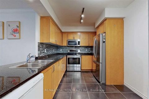 Photo 7 at 211 - 18 William Carson Crescent, Windfields, Toronto