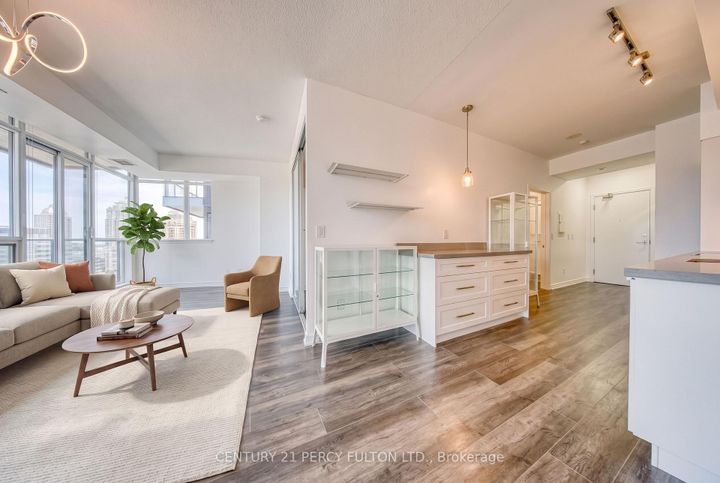 Photo 2 at 1030 - 2885 Bayview Avenue, Bayview Village, Toronto