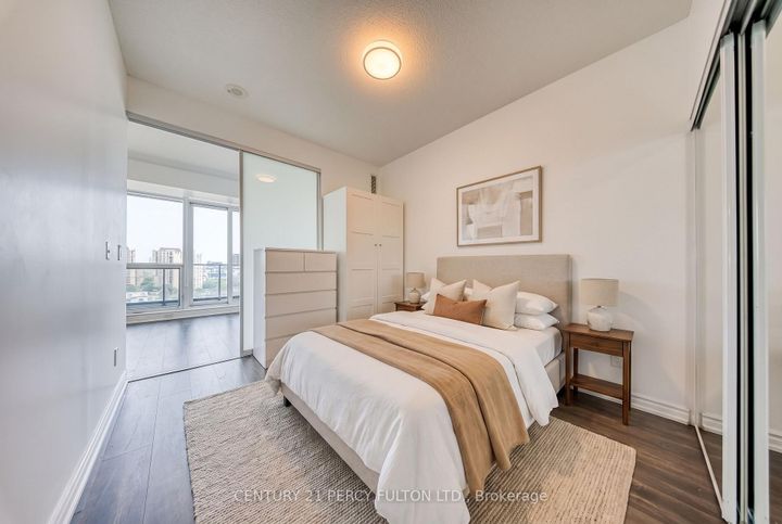 Photo 3 at 1030 - 2885 Bayview Avenue, Bayview Village, Toronto