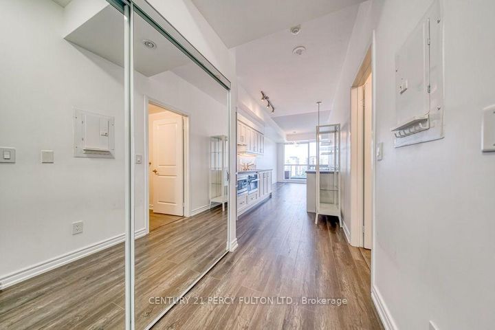 Photo 5 at 1030 - 2885 Bayview Avenue, Bayview Village, Toronto