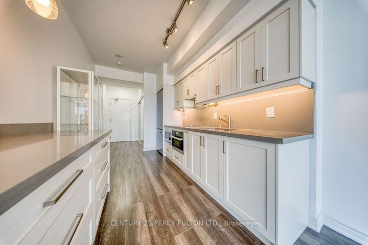 Photo 8 at 1030 - 2885 Bayview Avenue, Bayview Village, Toronto