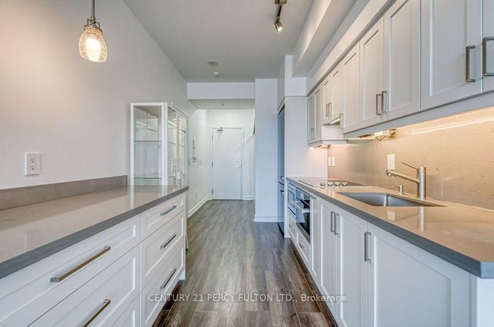 Photo 9 at 1030 - 2885 Bayview Avenue, Bayview Village, Toronto