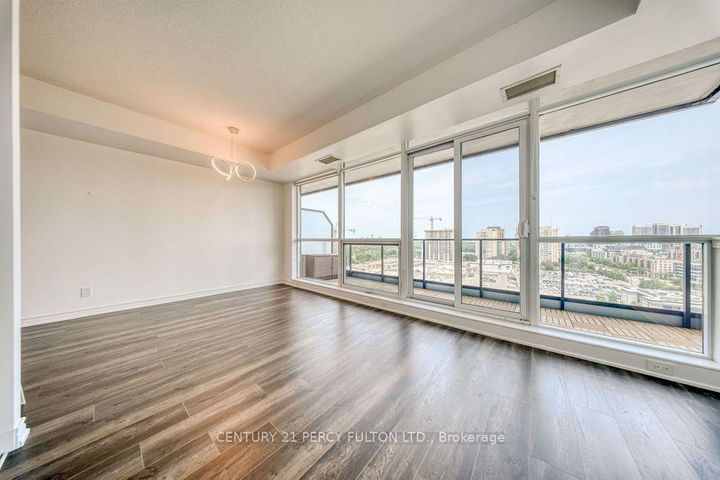 Photo 16 at 1030 - 2885 Bayview Avenue, Bayview Village, Toronto