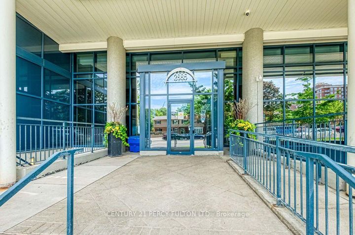Photo 32 at 1030 - 2885 Bayview Avenue, Bayview Village, Toronto