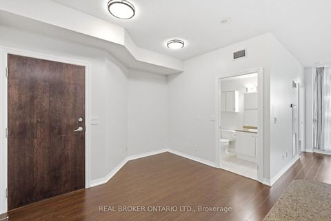 Photo 14 at 415 - 12 Yonge Street, Waterfront Communities C1, Toronto