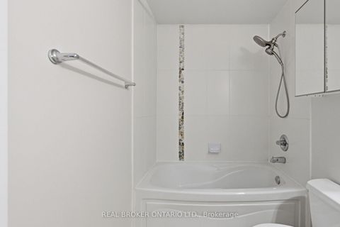 Photo 26 at 415 - 12 Yonge Street, Waterfront Communities C1, Toronto