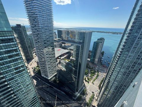 Photo 4 at 5102 - 14 York Street, Waterfront Communities C1, Toronto
