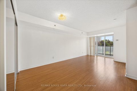 Photo 2 at 330 - 35 Saranac Boulevard, Lawrence, Toronto