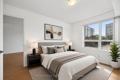 Photo 13 at 330 - 35 Saranac Boulevard, Lawrence, Toronto