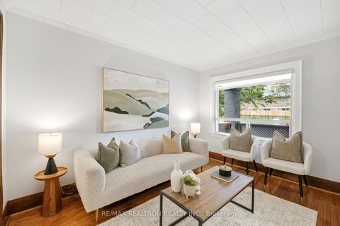 Photo 4 at 1056 Woodbine Avenue W, Danforth, Toronto