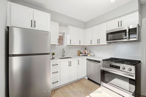 Photo 7 at 1056 Woodbine Avenue W, Danforth, Toronto