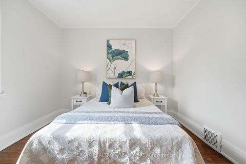 Photo 26 at 1056 Woodbine Avenue W, Danforth, Toronto