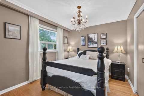 Photo 13 at 333 Jeffcoat Drive, Clairville, Toronto