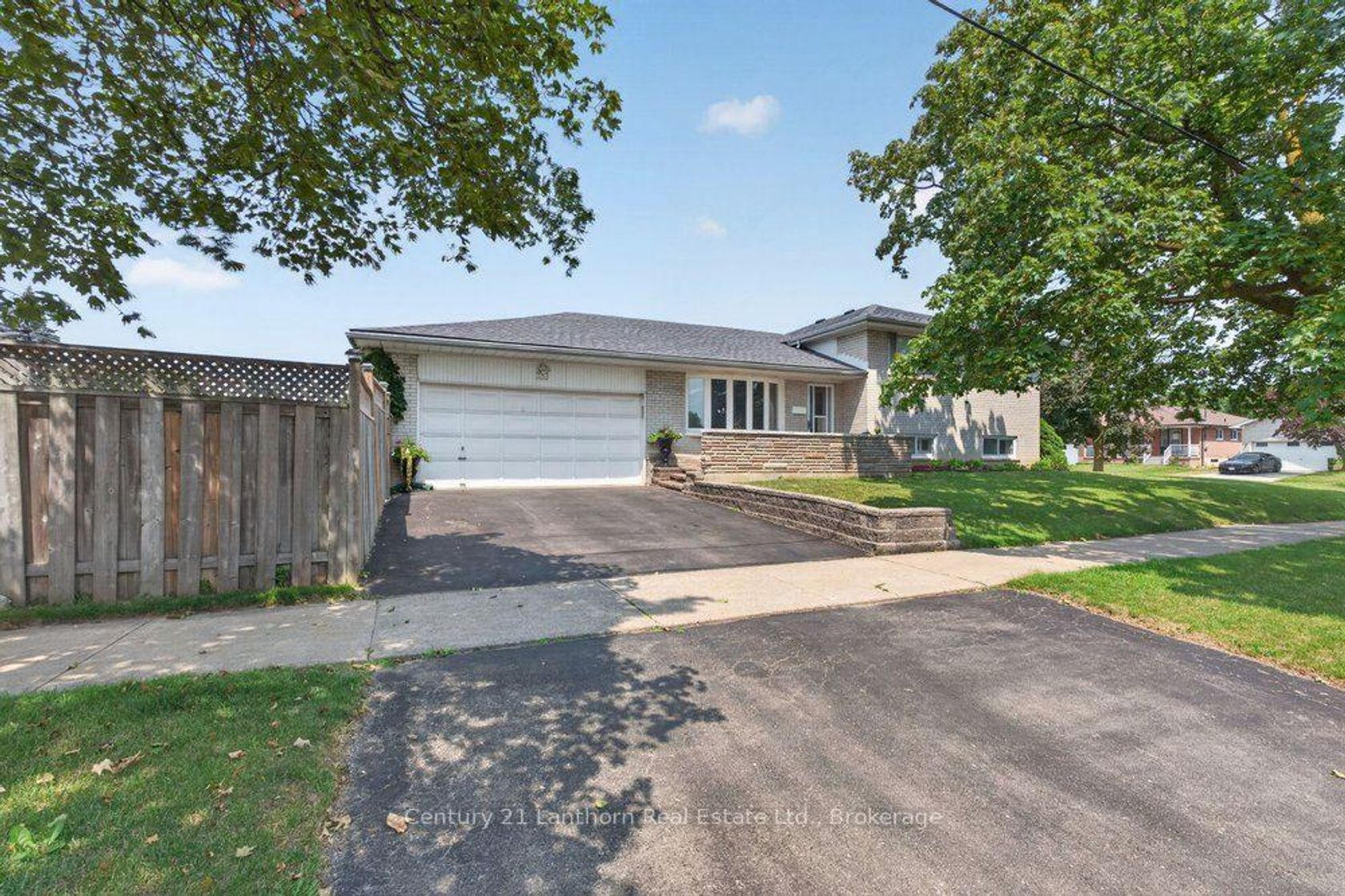 333 Jeffcoat Drive, Clairville, Toronto 