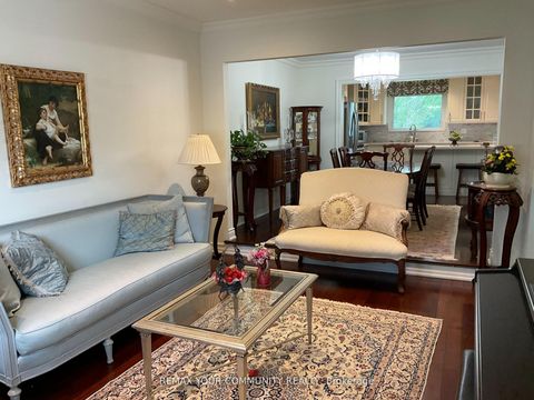 Photo 4 at 111 Springhead Gardens, North Richvale, Richmond Hill