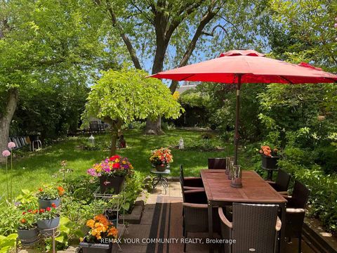 Photo 25 at 111 Springhead Gardens, North Richvale, Richmond Hill