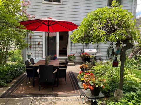 Photo 28 at 111 Springhead Gardens, North Richvale, Richmond Hill