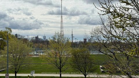Photo 0 at Th106 - 6 Parkwood Avenue, Casa Loma, Toronto