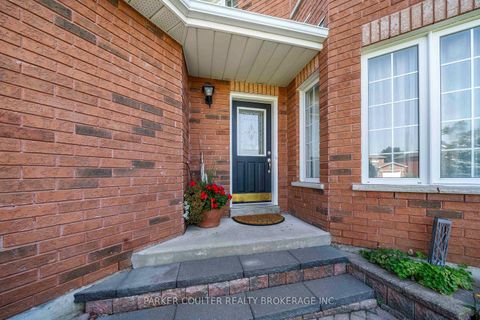 Photo 4 at 15 Shaina Court, Painswick South, Barrie