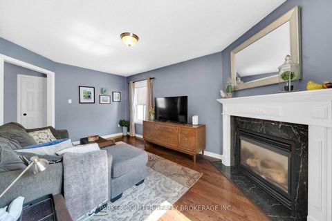 Photo 6 at 15 Shaina Court, Painswick South, Barrie
