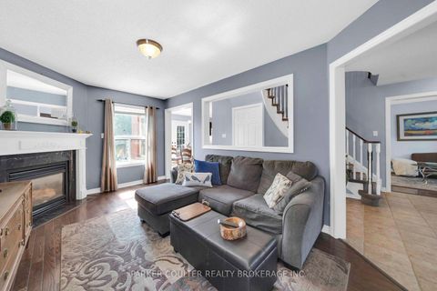 Photo 8 at 15 Shaina Court, Painswick South, Barrie