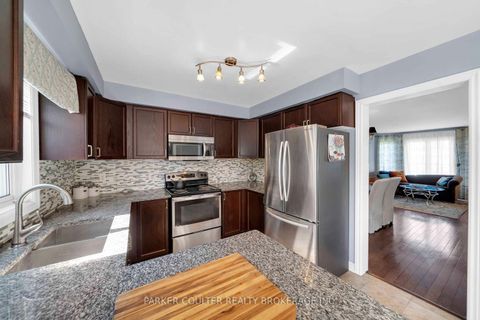 Photo 12 at 15 Shaina Court, Painswick South, Barrie