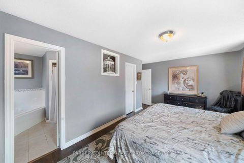 Photo 23 at 15 Shaina Court, Painswick South, Barrie