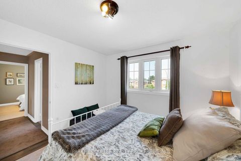 Photo 30 at 15 Shaina Court, Painswick South, Barrie